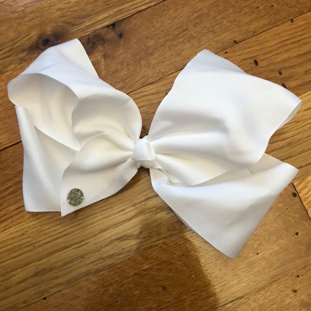 JoJo Bow